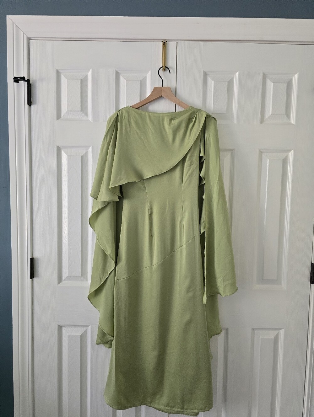 Cider Light Green Long Sleeve Ruffle Dress